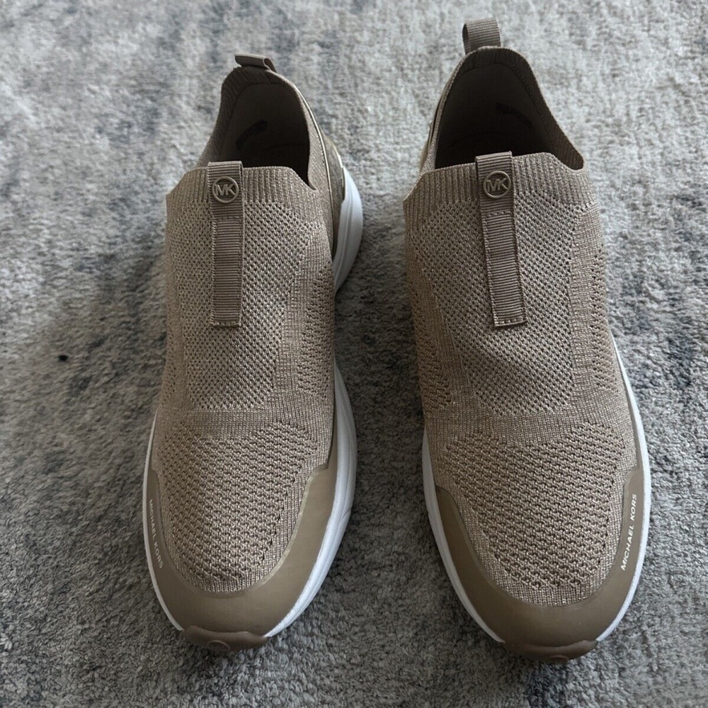 Michael Kors Katrina Gold Sneaker Size 10
